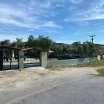 άνεμος 度假居 *